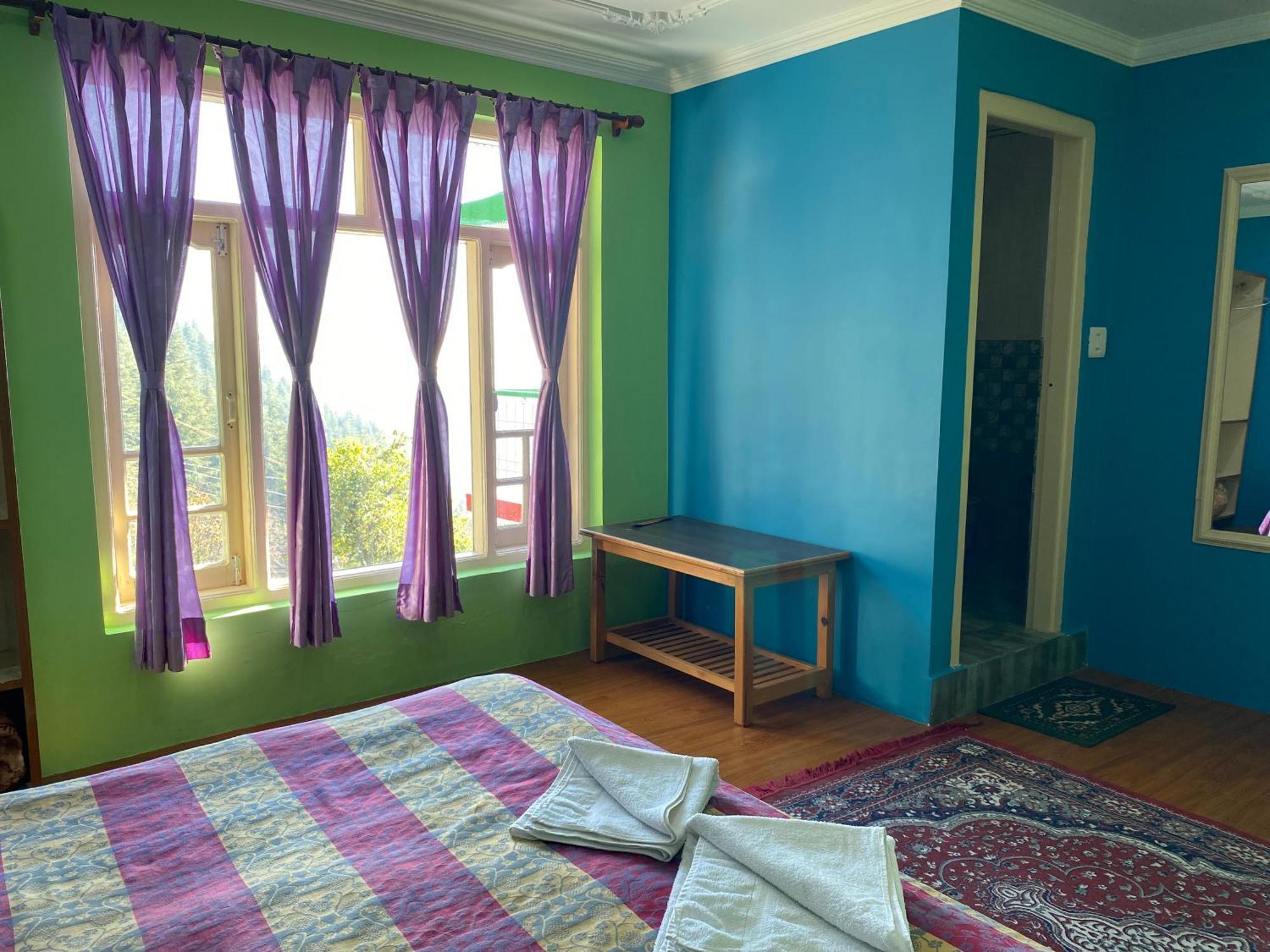 Jagatram Niwas Guesthouse Dharamkot ดารัมซาลา ภายนอก รูปภาพ