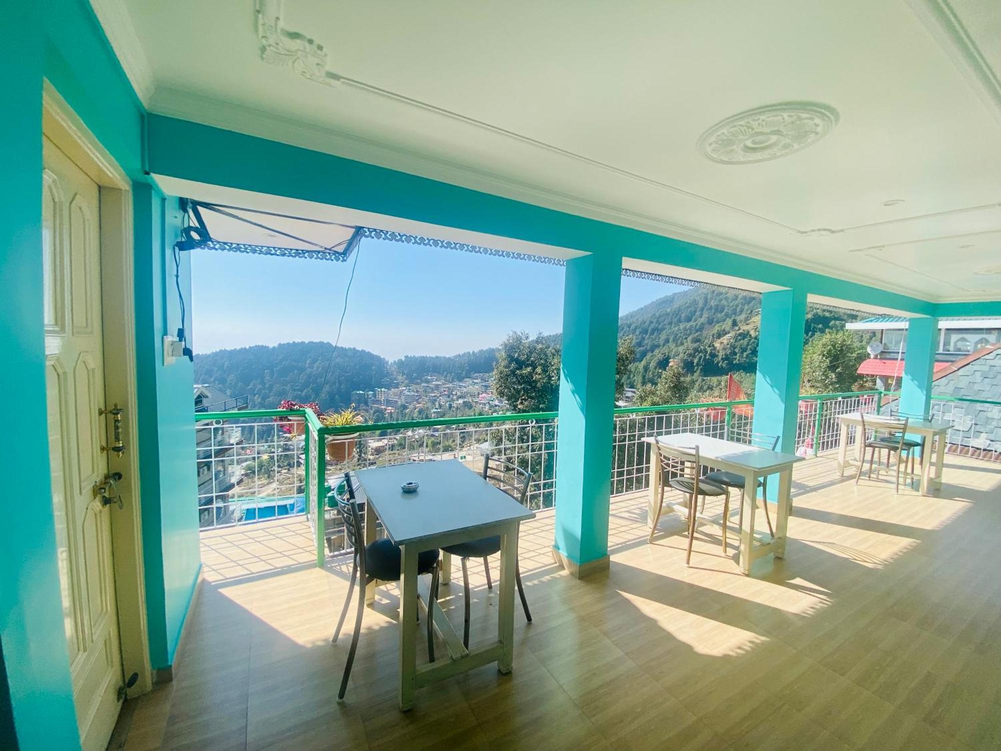 Jagatram Niwas Guesthouse Dharamkot ดารัมซาลา ภายนอก รูปภาพ